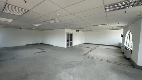 WhatsApp Image 2024-12-13 at 08.46.47 (3) Large.